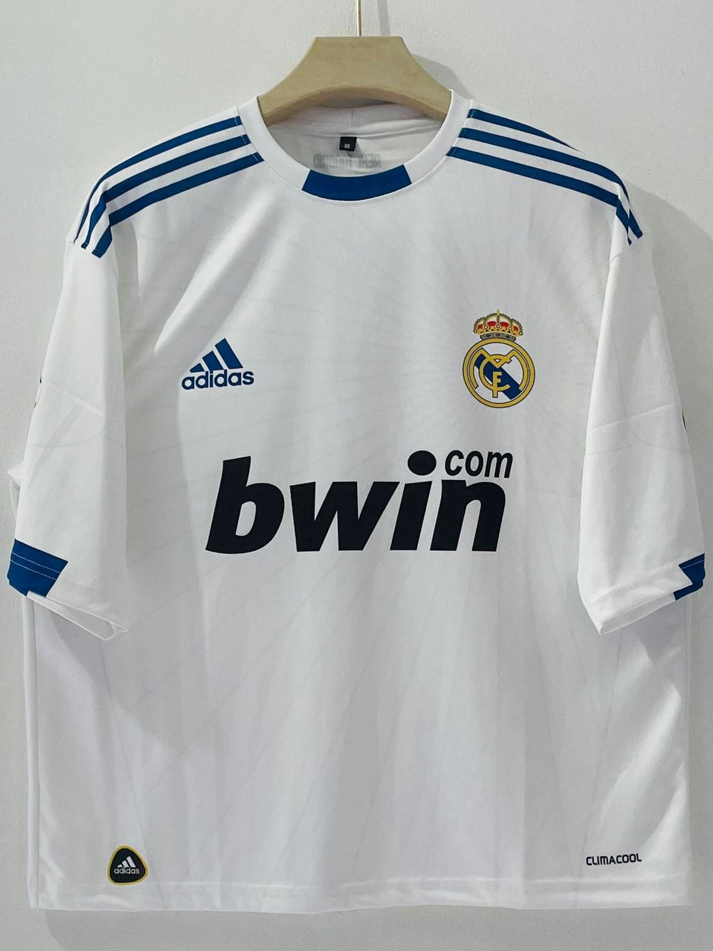 (S-2XL)⚡ FiveSleeve High-Performance Football Jersey – Built for Action